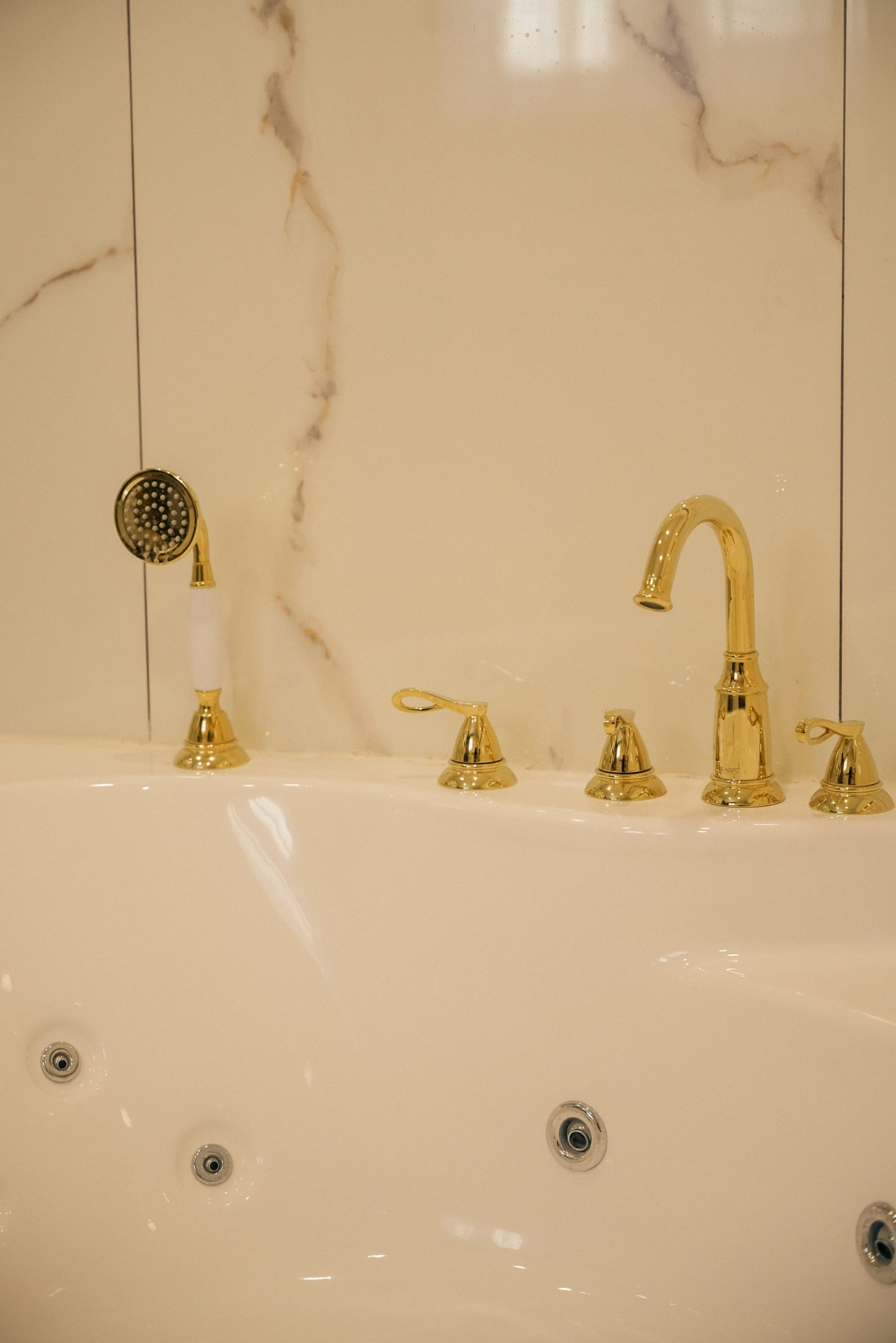 oda_athena_banyo-3-scaled